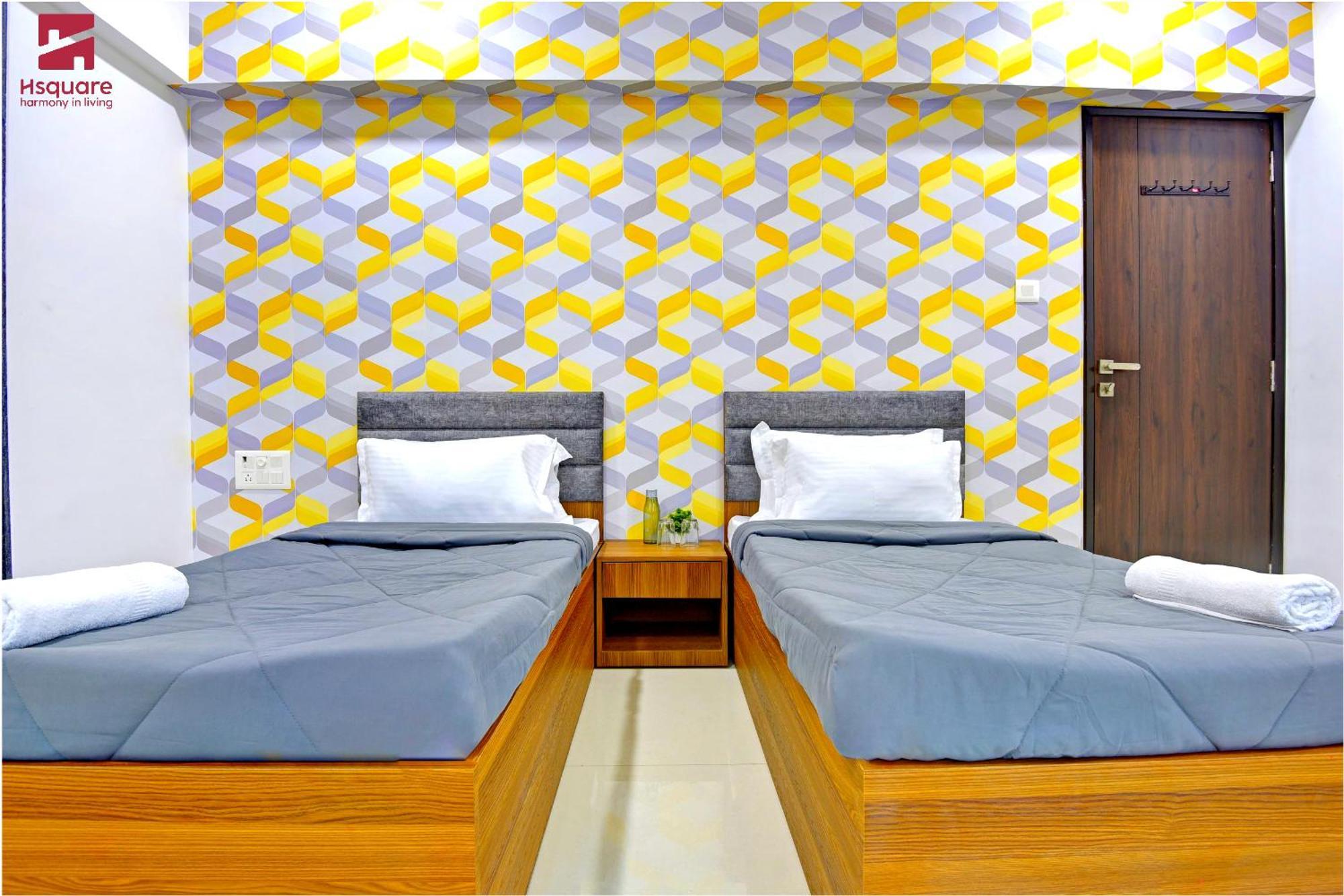 Hsquare Luxury Apartments Goregaon Mumbai  Buitenkant foto